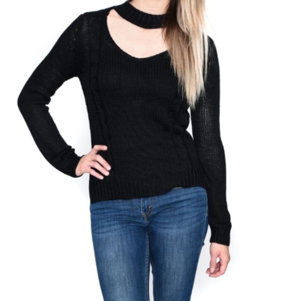 RD Style Neck Cut Out Sweater